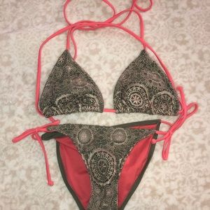 Lace bikini